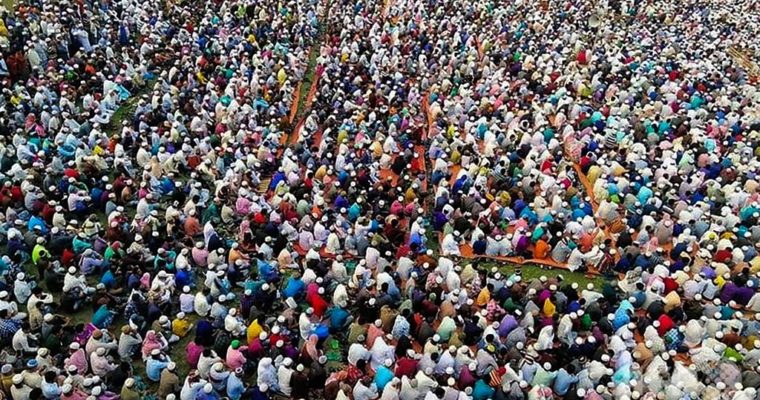 バングラデシュでウイルスからの解放を祈る礼拝を開催し、2万5000人が参加