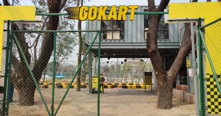 「大人向けの本格的なゴーカート乗り場がダッカ市にオープン！！」Go Kart Courtside＠ダッカ市