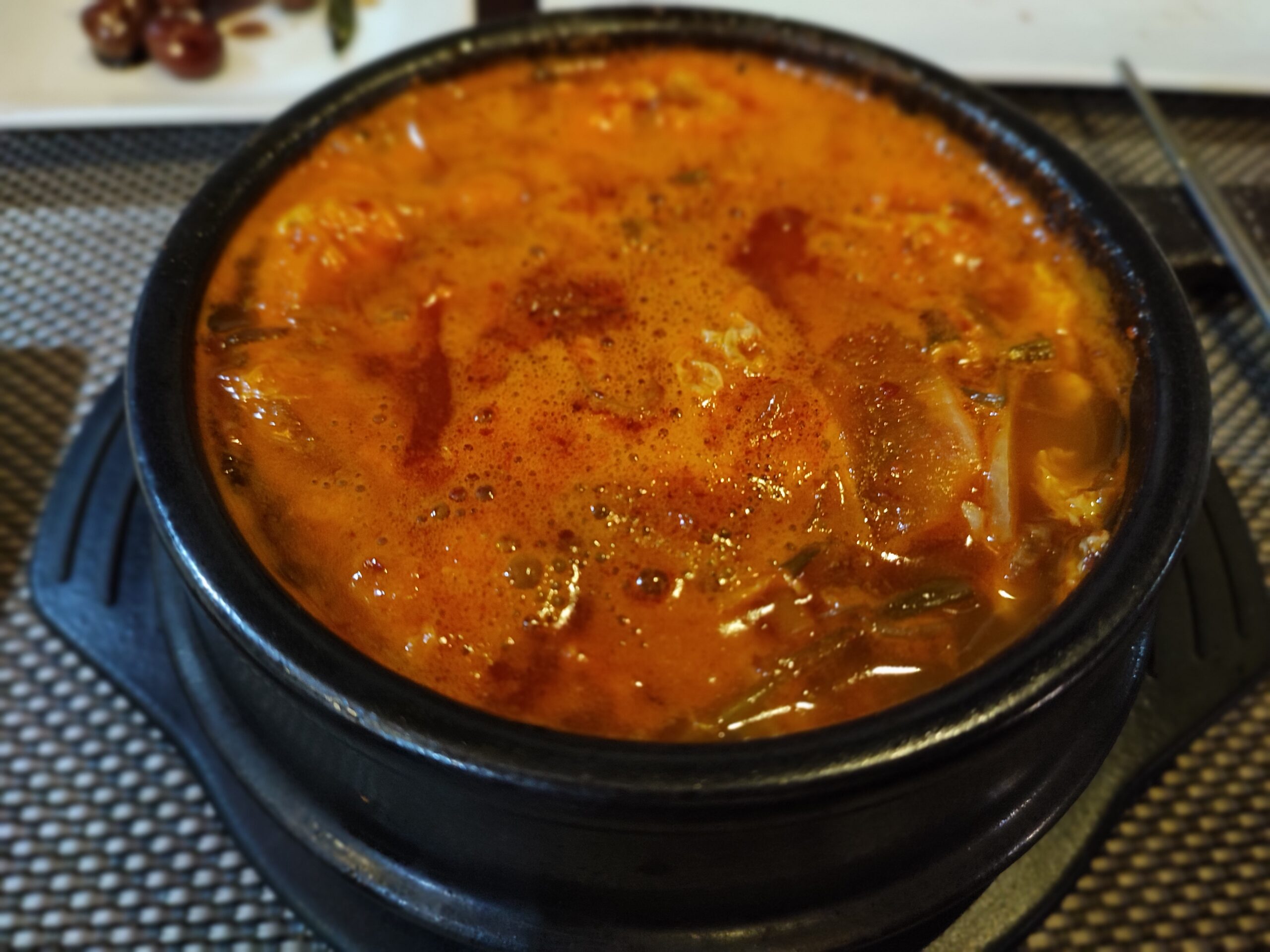 「個室もあるバングラデシュの韓国料理店」GOONG THE CASTLE@ダッカ市・グルシャン２
