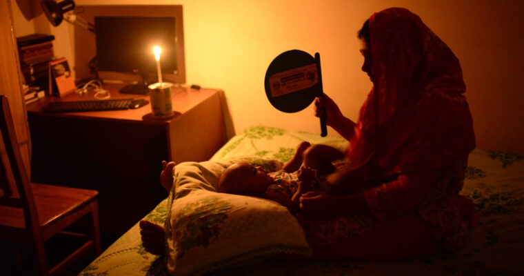 ４日の大規模停電の完全復旧いまだ目途たたず、バングラデシュでは頻繁な停電相次ぐ